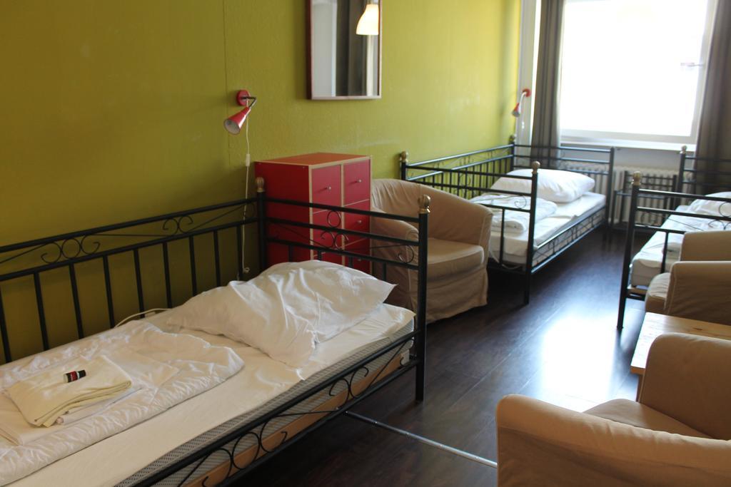 Station - Hostel For Backpackers Cologne Room photo