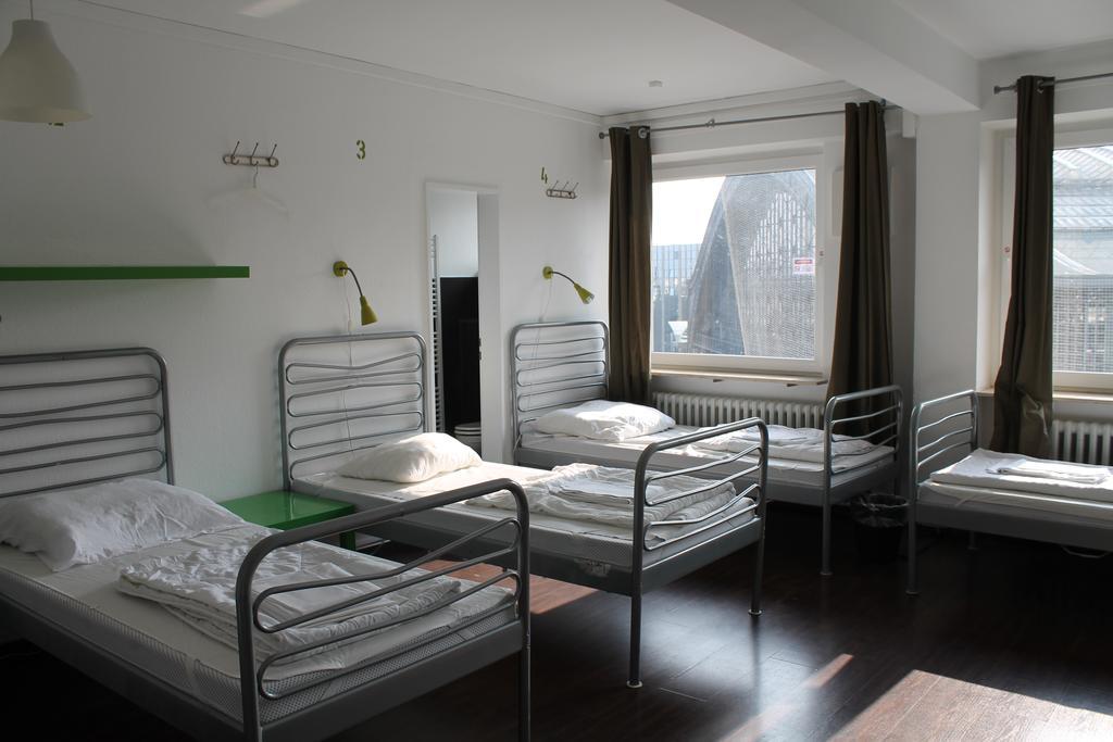 Station - Hostel For Backpackers Cologne Room photo